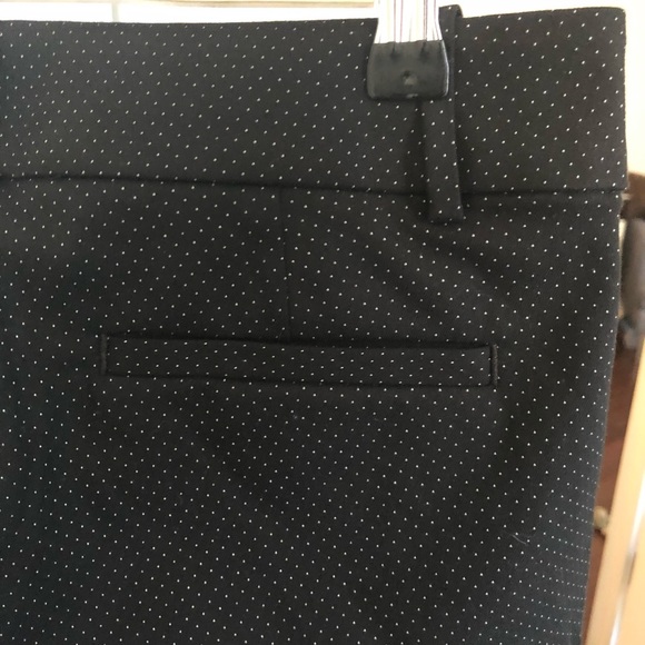 EUC LOFT Riviera Cropped Pant - Picture 1 of 6